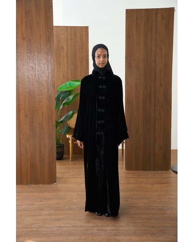 the velvet abaya